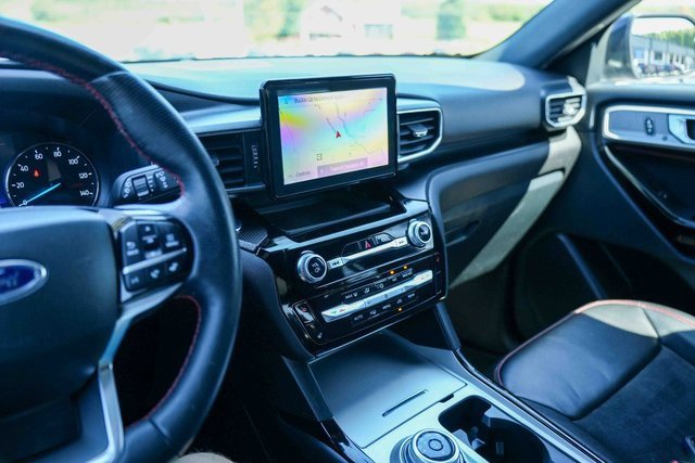 Used 2022 Ford Explorer ST-Line image 38