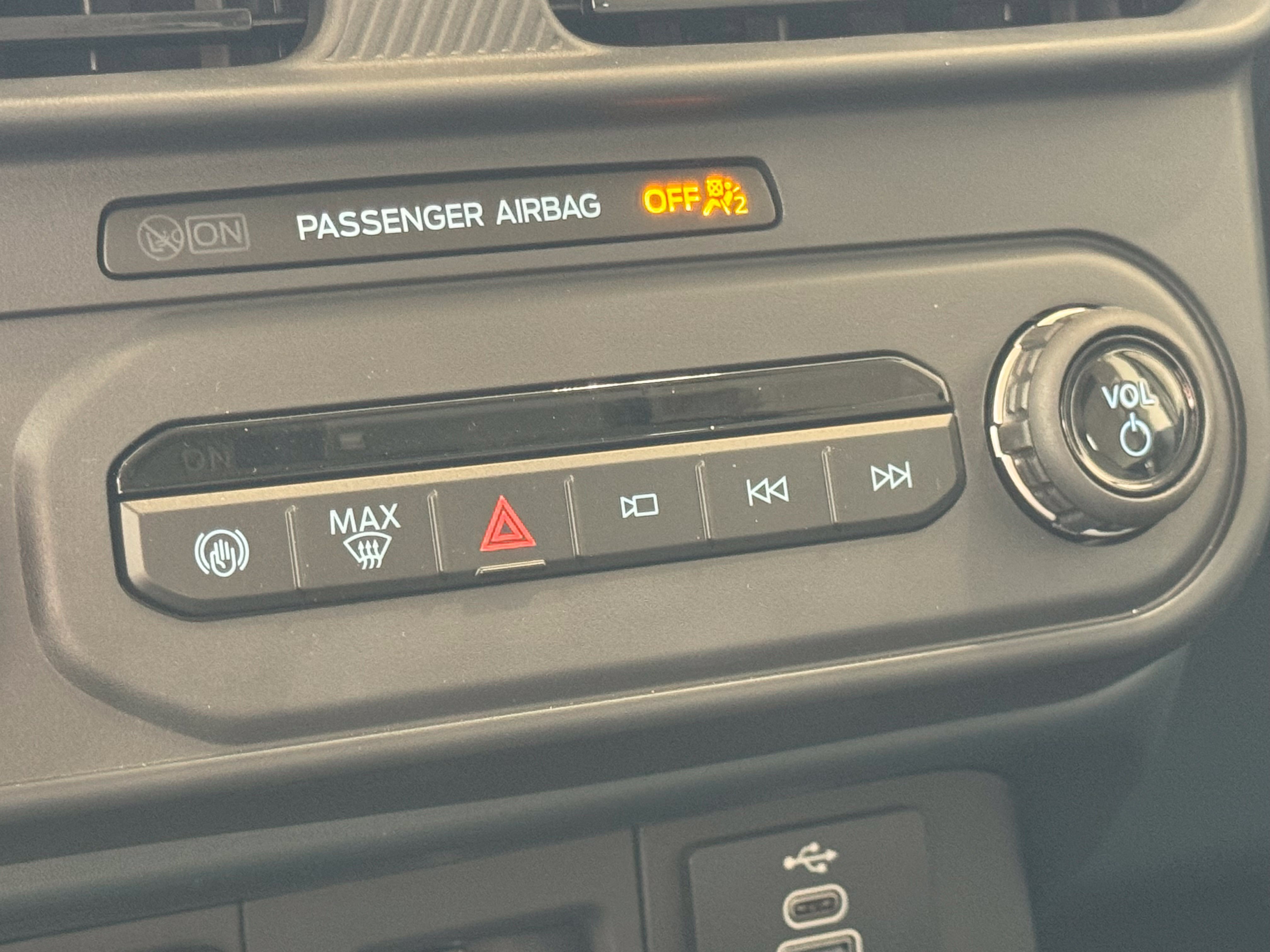 Used 2025 Ford Maverick Lobo AWD/4WD image 61