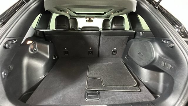 Used 2020 Jeep Cherokee Limited AWD/4WD image 30