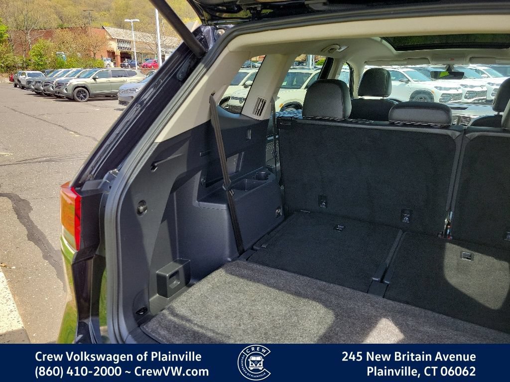 Certified 2022 Volkswagen Atlas SE w/ Panoramic Sunroof Package AWD/4WD image 56
