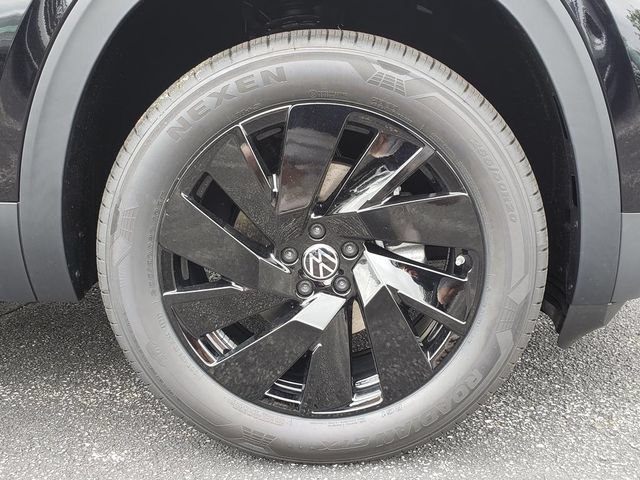 New 2026 Volkswagen Atlas Cross Sport SE AWD/4WD image 12