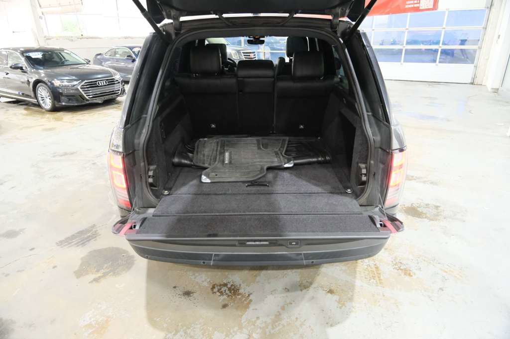 Used 2017 Land Rover Range Rover Supercharged AWD/4WD image 10