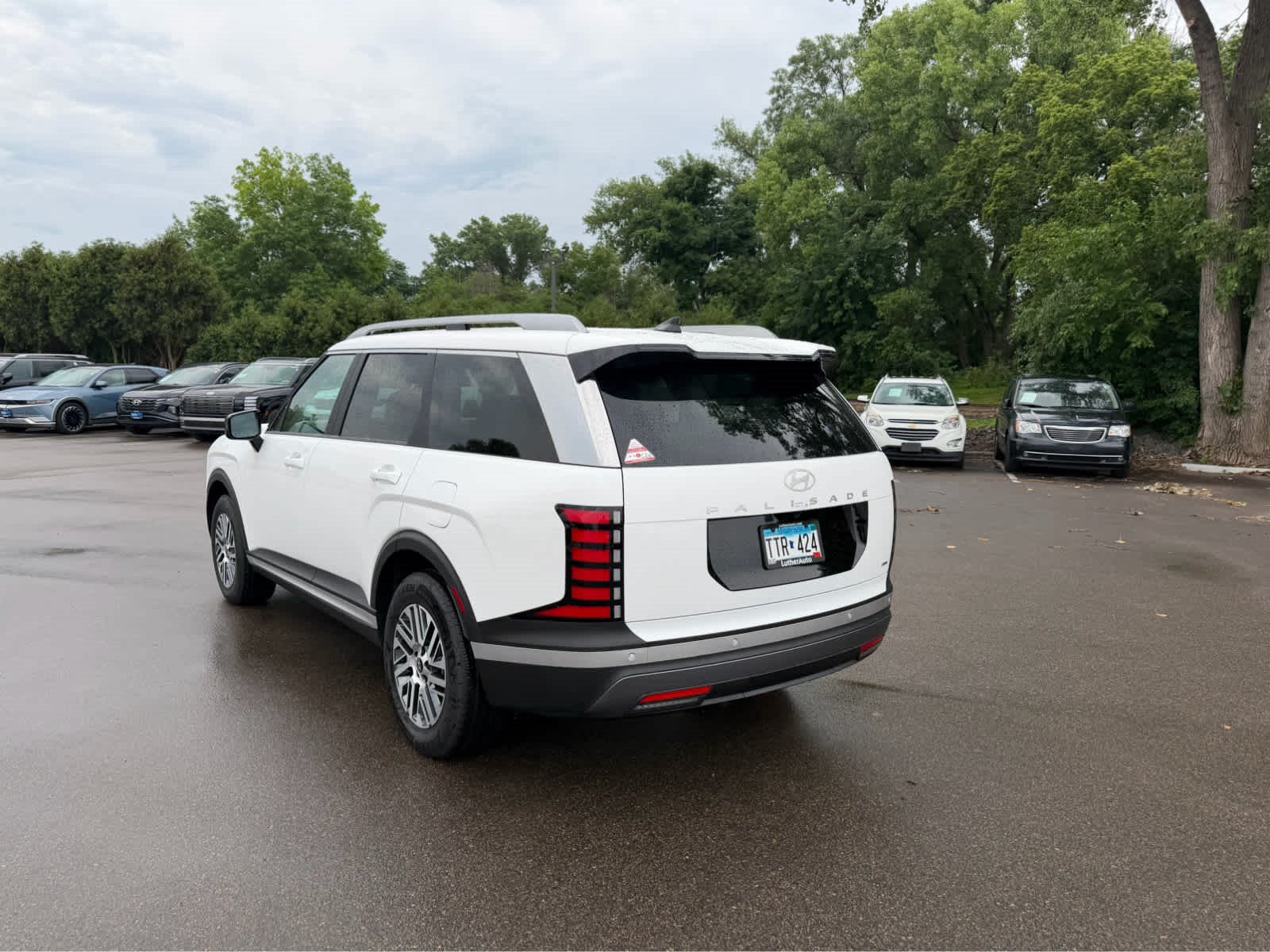 Used 2026 Hyundai Palisade SEL AWD/4WD image 3