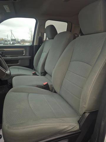 Used 2016 RAM 1500 Classic SLT image 9