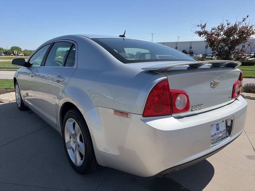 Used 2009 Chevrolet Malibu LS FWD image 14