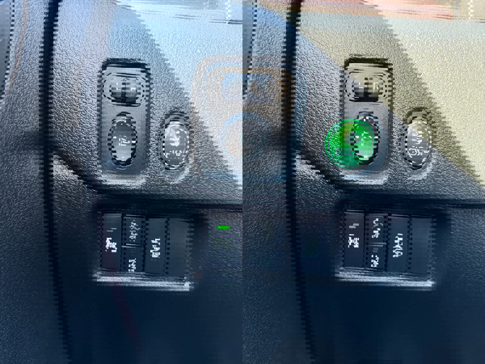 Used 2023 Honda Passport EX-L image 25