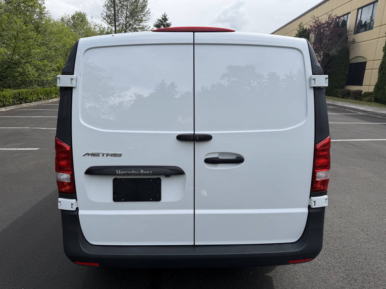 Used 2018 Mercedes-Benz Metris image 8