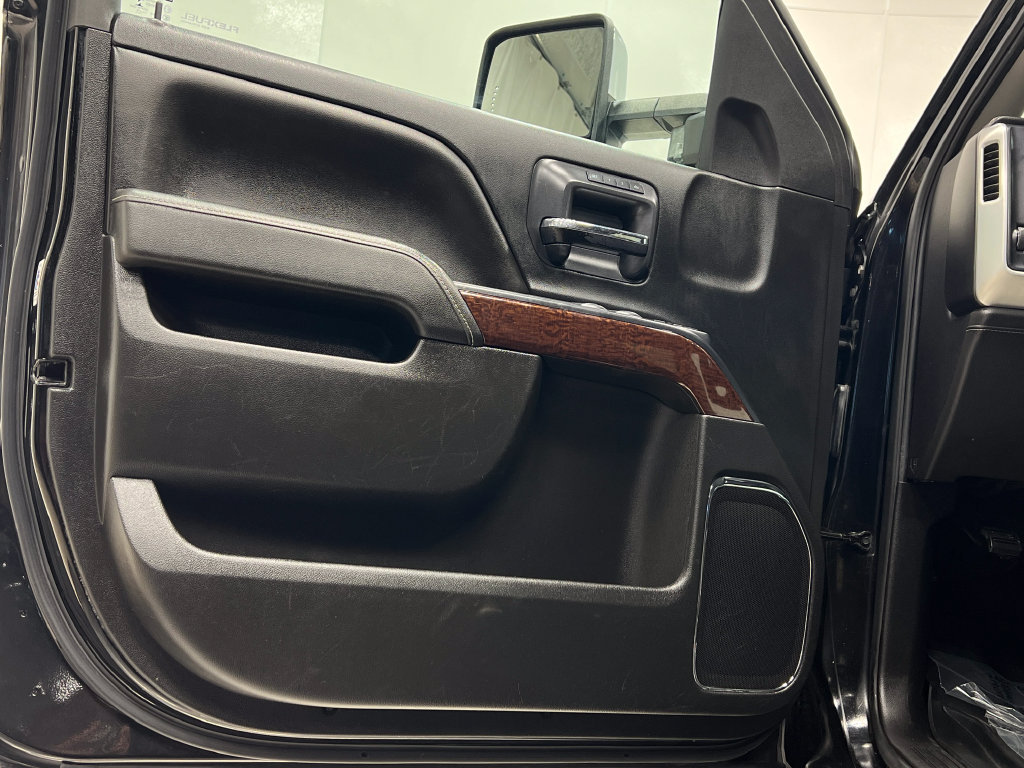 Used 2016 GMC Sierra 2500 SLT AWD/4WD image 15