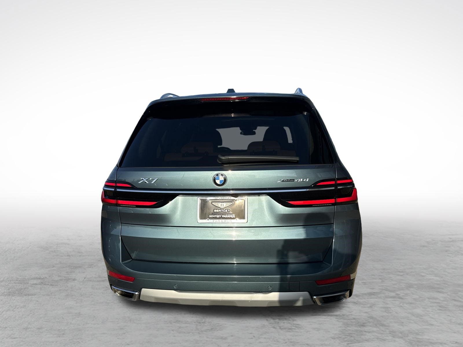Used 2023 BMW X7 xDrive40i w/ Executive Package AWD/4WD image 9