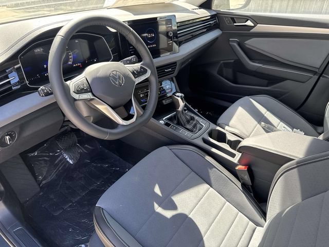 New 2026 Volkswagen Jetta SE FWD image 14