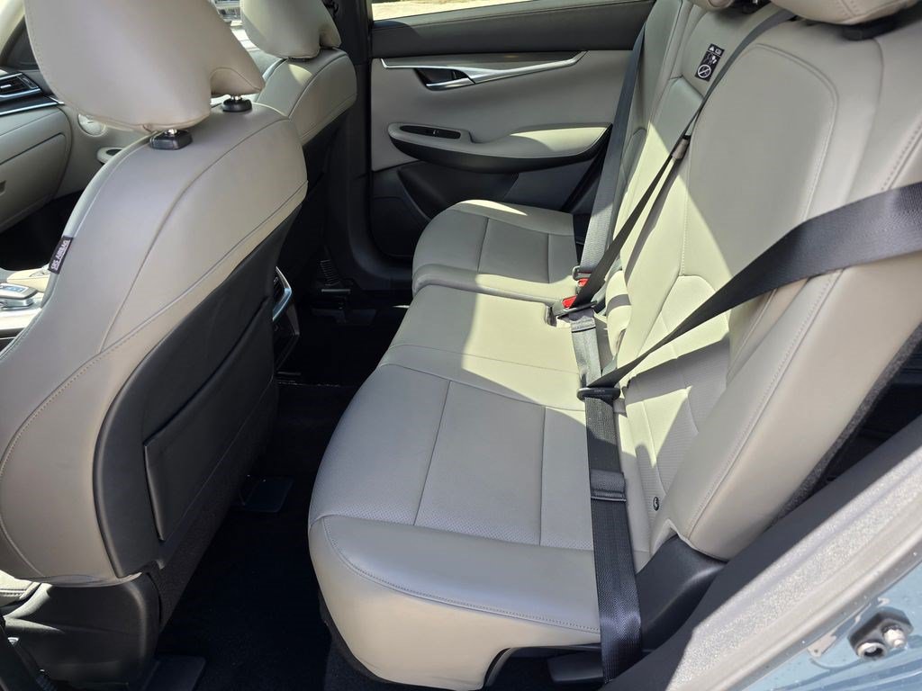 Used 2025 INFINITI QX50 Luxe AWD/4WD image 29