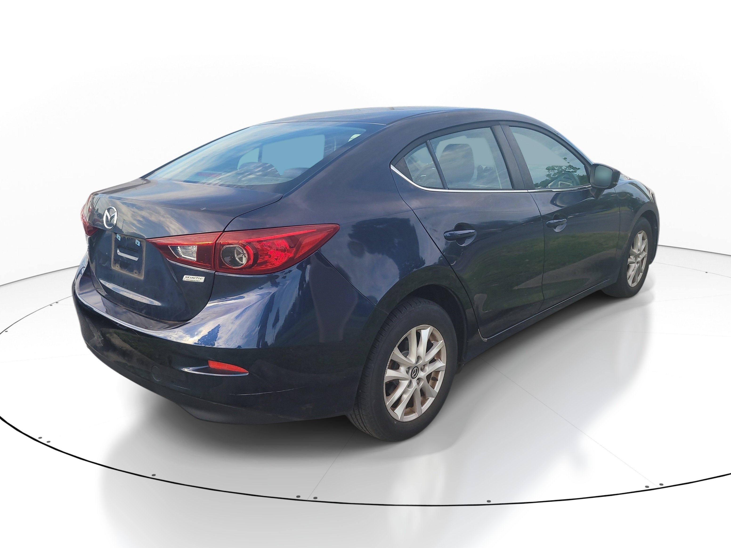 Used 2018 MAZDA MAZDA3 Sport w/ Preferred Equipment Package FWD image 7
