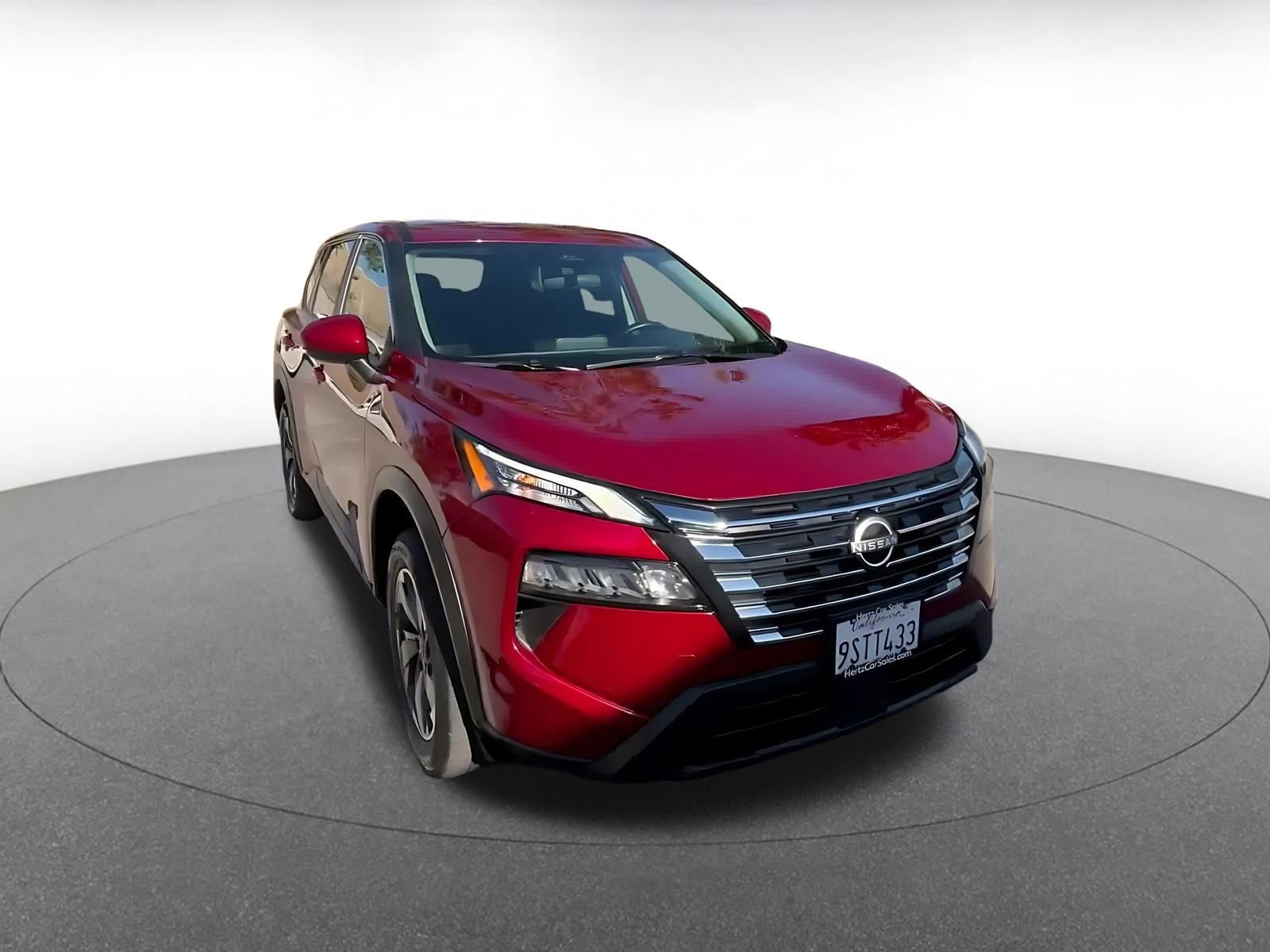 Used 2025 Nissan Rogue SV FWD image 3