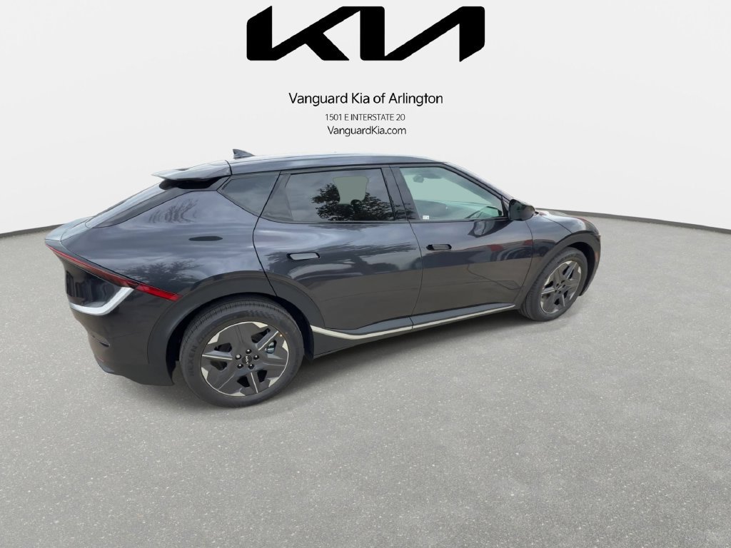 New 2026 Kia EV6 Light RWD image 9