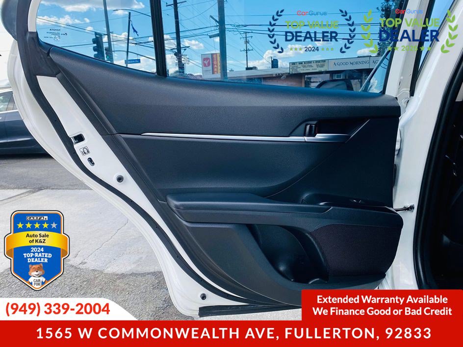Used 2022 Toyota Camry SE FWD image 29