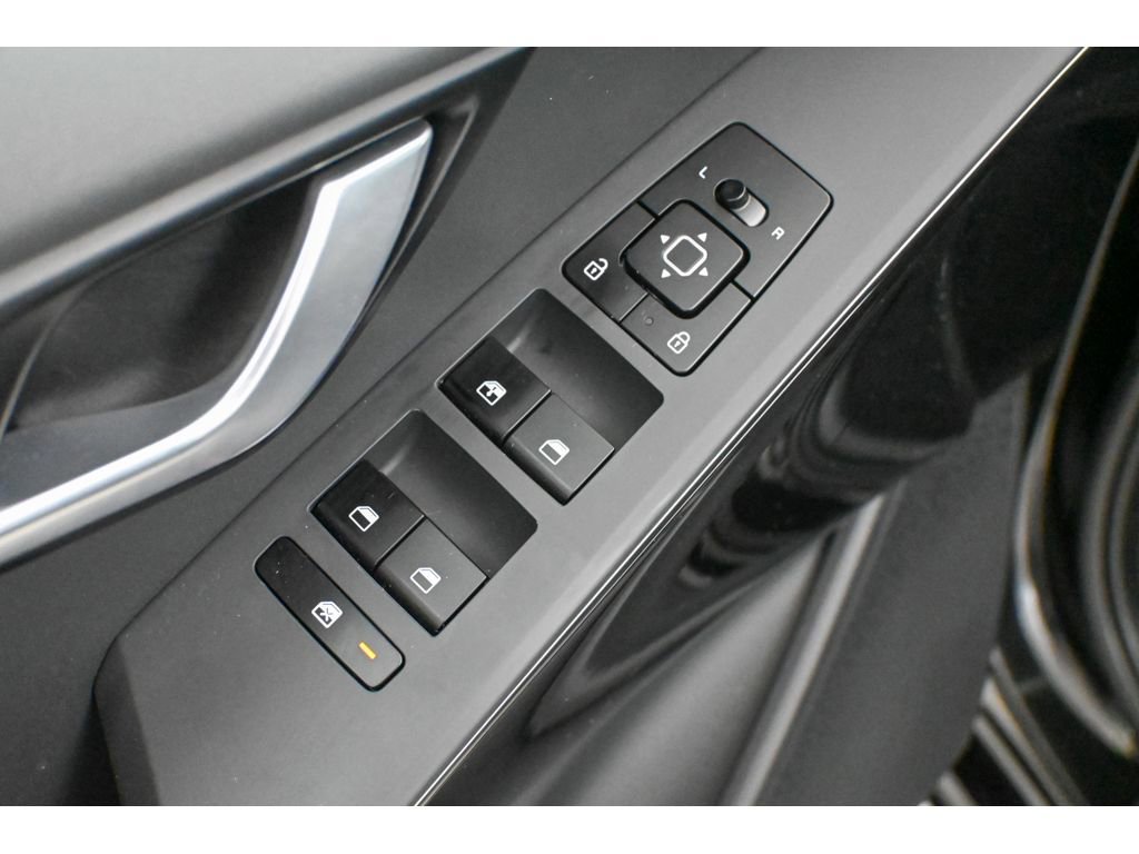 Certified 2025 Kia Niro Wind w/ Wind Preserve Package image 31