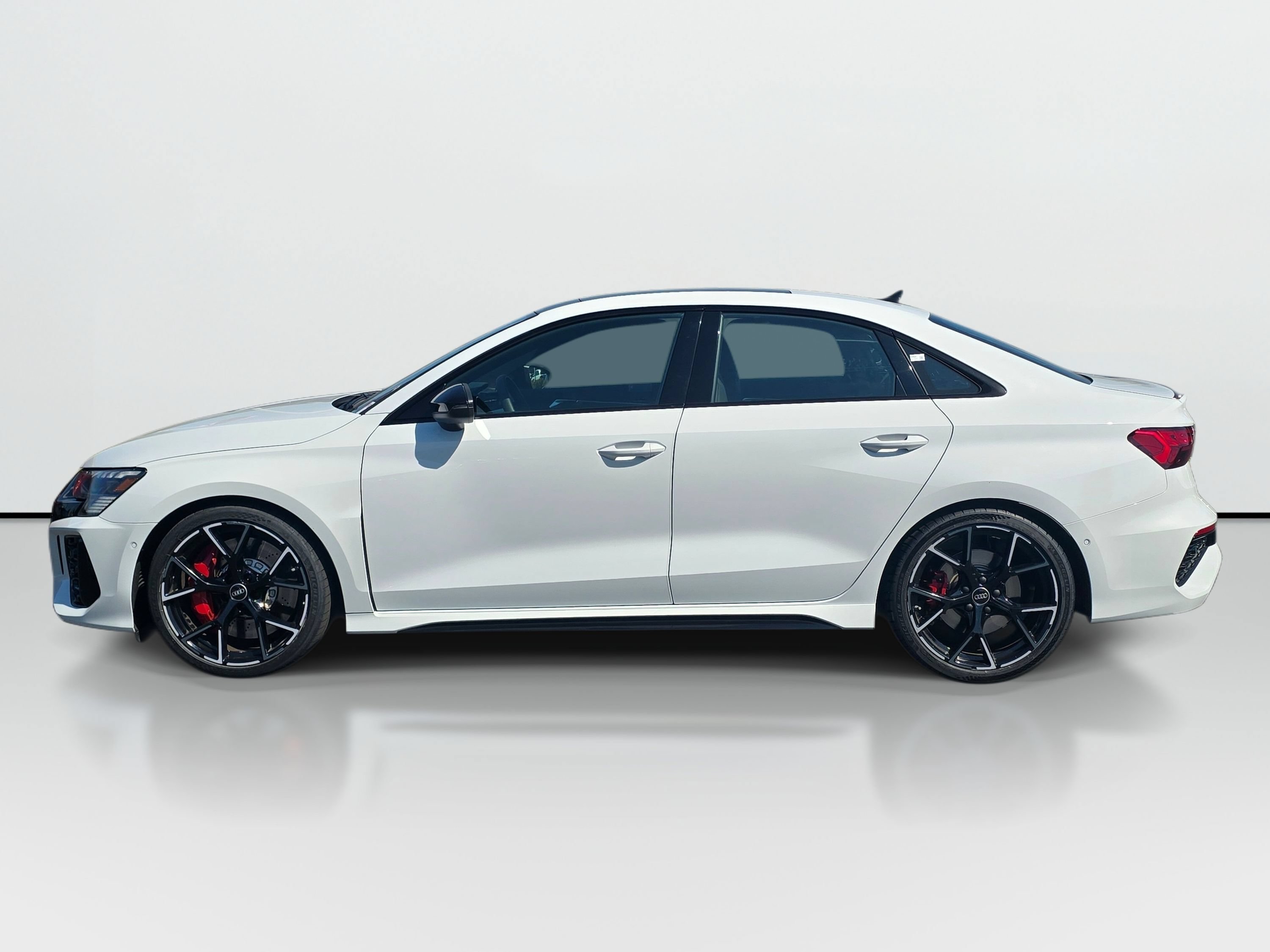 Used 2024 Audi RS 3 AWD/4WD image 2