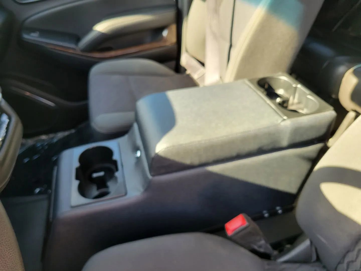 Used 2016 Chevrolet Tahoe 4WD w/ Remote Keyless Entry Package image 19