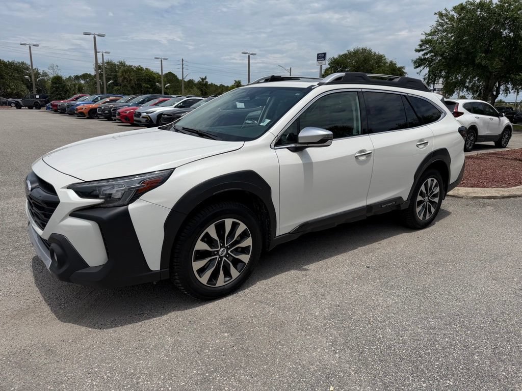 Used 2023 Subaru Outback Touring XT AWD/4WD image 11