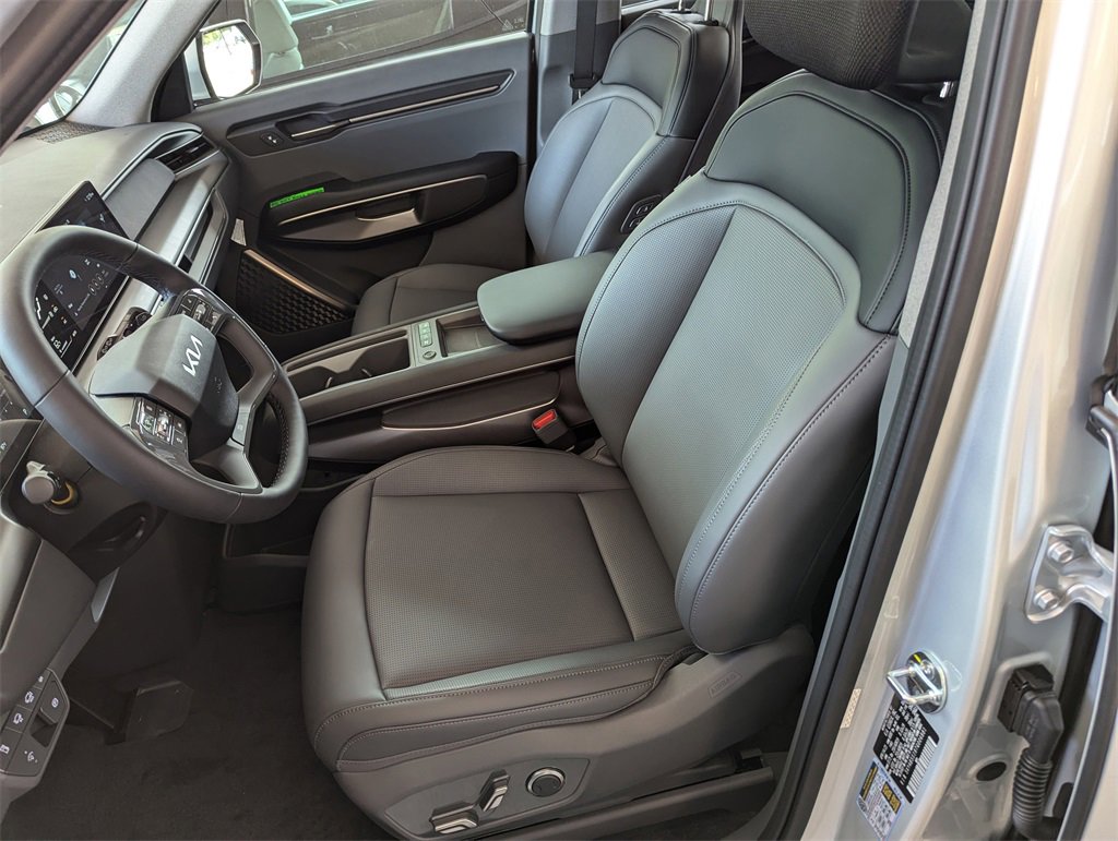 New 2026 Kia EV9 Light image 16