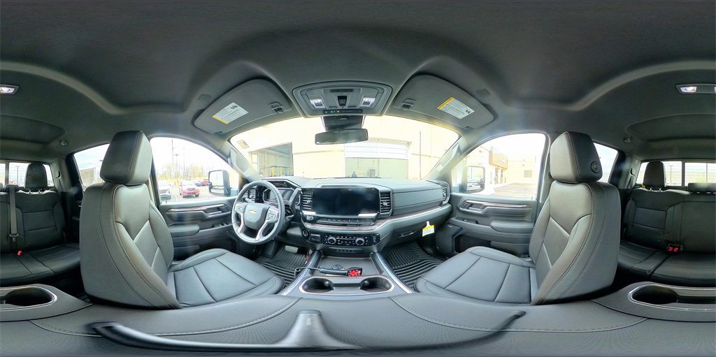 Used 2024 Chevrolet Silverado 2500 LTZ w/ LTZ Convenience Package image 31