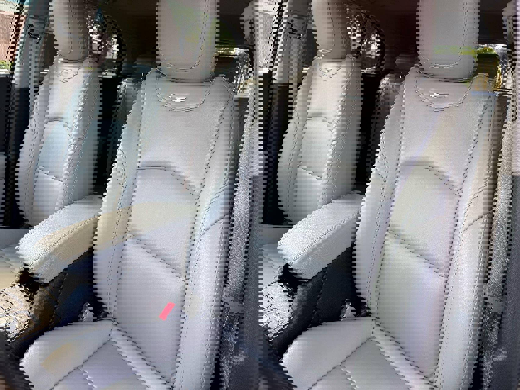 Used 2020 Cadillac XT4 Premium Luxury w/ Driver Awareness Package FWD image 27