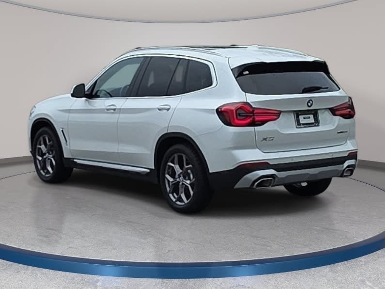 Used 2023 BMW X3 xDrive30i w/ Premium Package w/ZPA AWD/4WD image 7