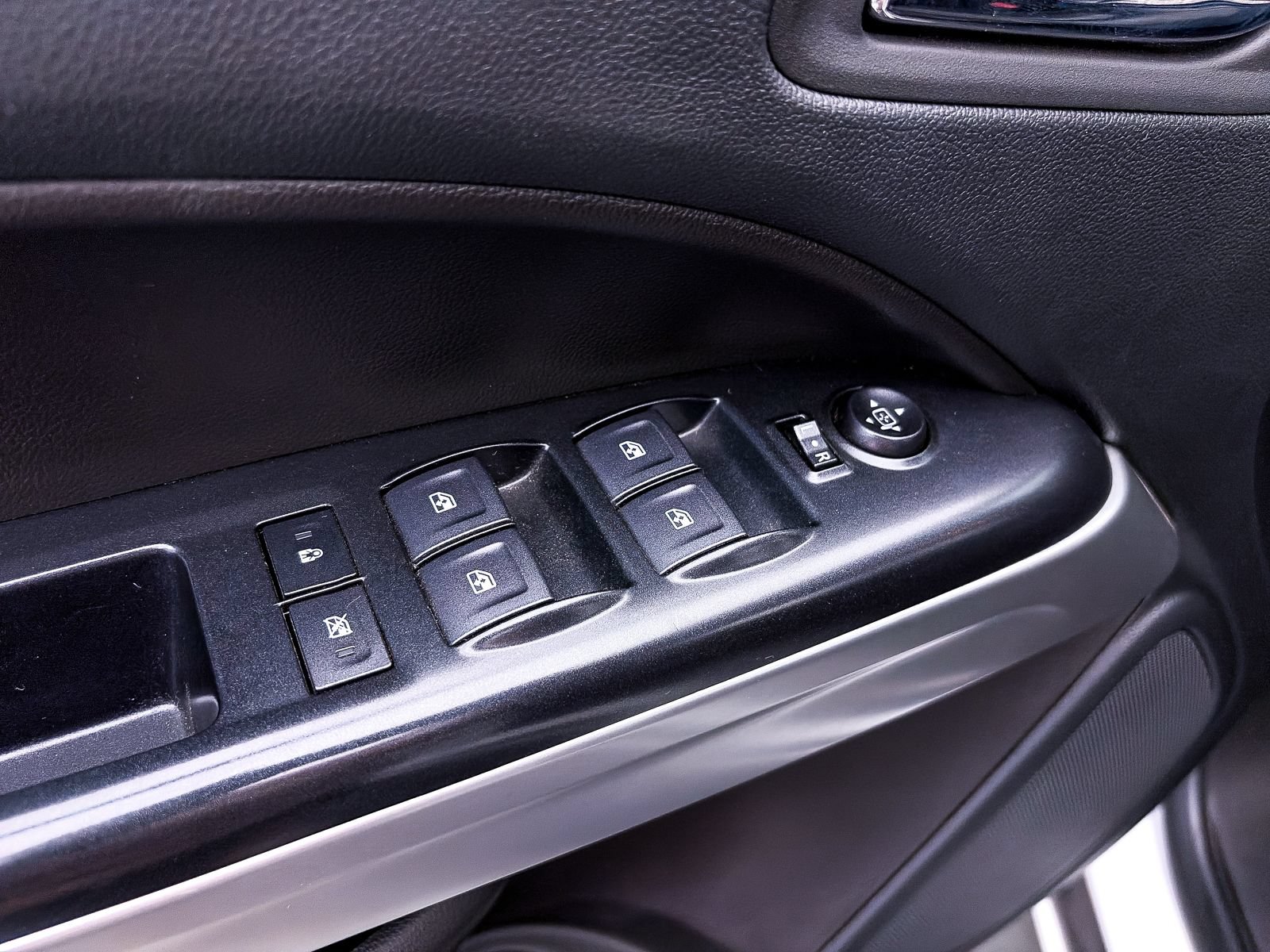 Used 2022 Chevrolet Colorado ZR2 AWD/4WD image 19
