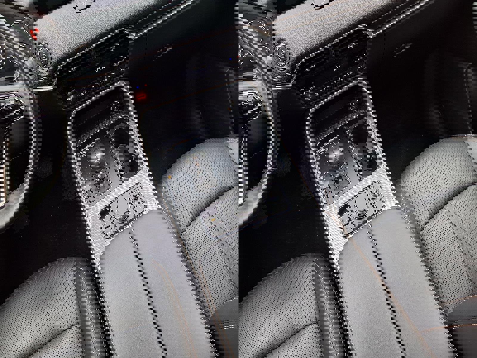 Used 2025 MAZDA CX-90 3.3 Turbo w/ Preferred Package image 12