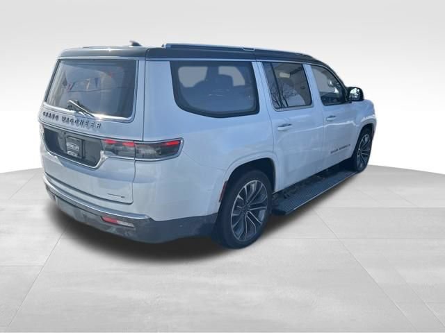 Used 2022 Jeep Grand Wagoneer Series III AWD/4WD image 4