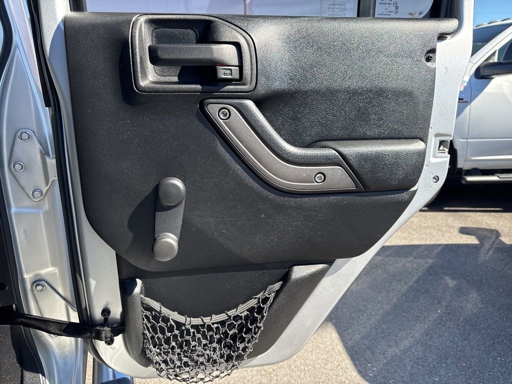 Used 2011 Jeep Wrangler Unlimited Sport AWD/4WD image 16