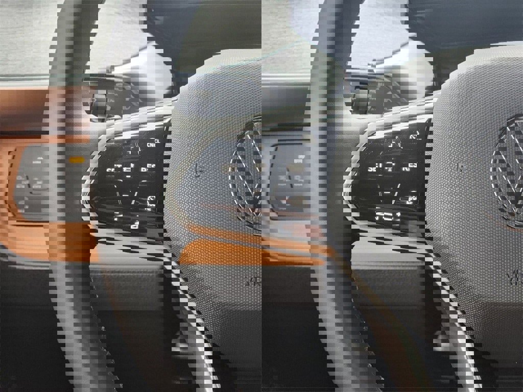 New 2025 Volkswagen ID. Buzz Pro S image 26