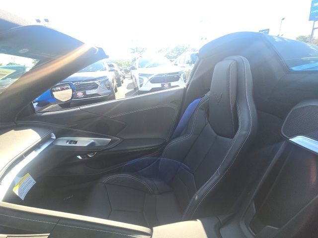 Used 2026 Chevrolet Corvette Stingray Convertible w/ 1LT image 26