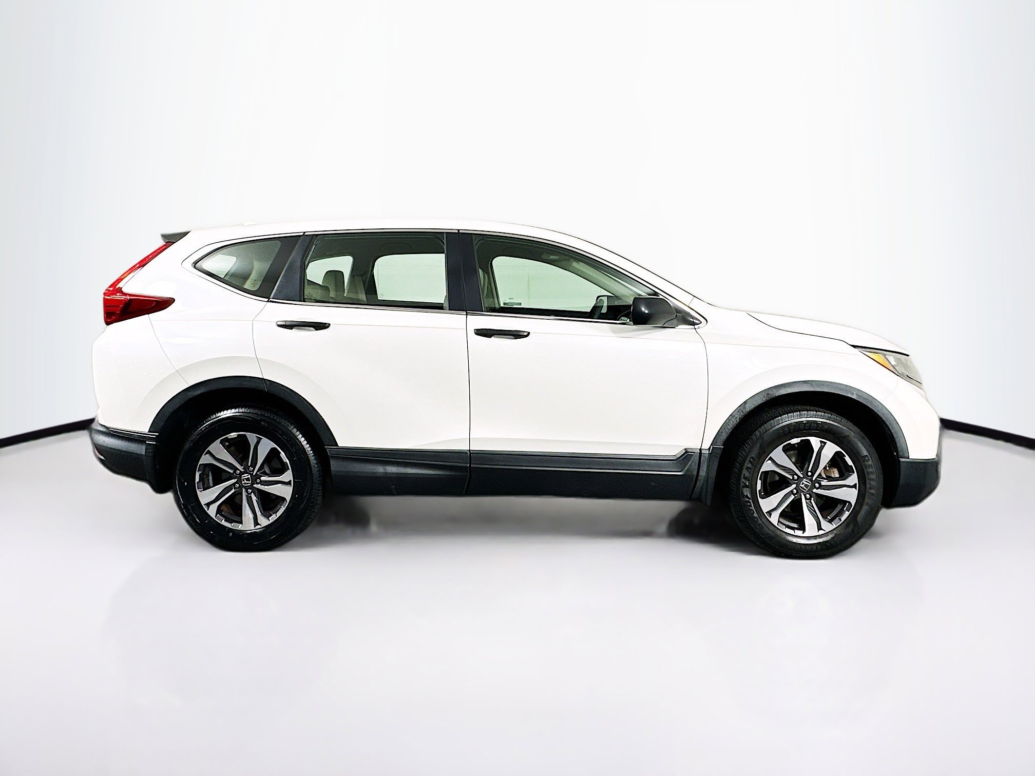 Used 2018 Honda CR-V LX image 10