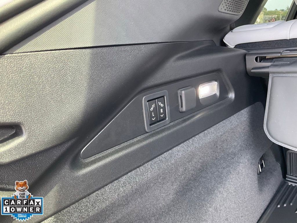 Used 2024 Cadillac Lyriq Sport AWD/4WD image 9