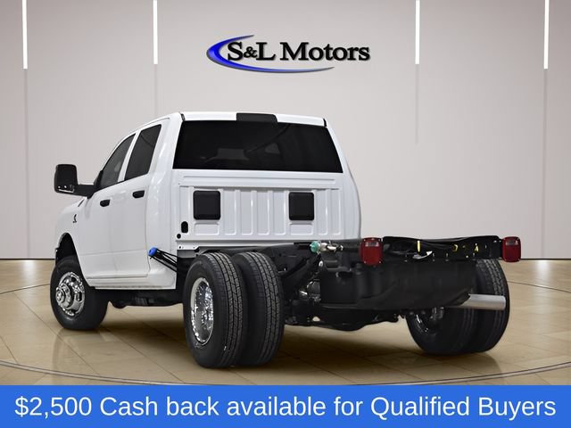New 2026 RAM 3500 Tradesman w/ Chrome Appearance Group A AWD/4WD image 7