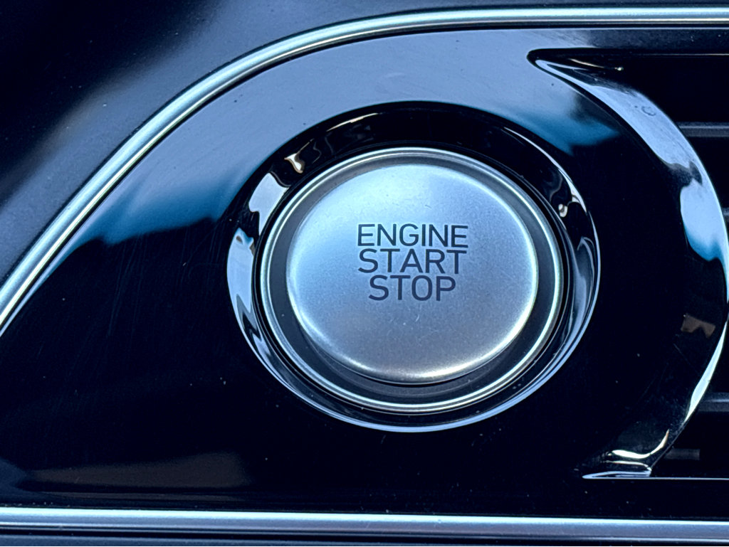 Used 2023 Genesis G70 2.0T w/ Sport Prestige Package image 10