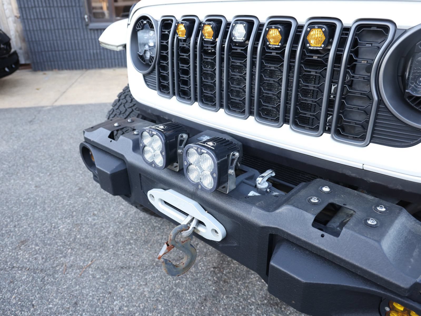 Used 2019 Jeep Wrangler Unlimited Sahara w/ Safety Group AWD/4WD image 27
