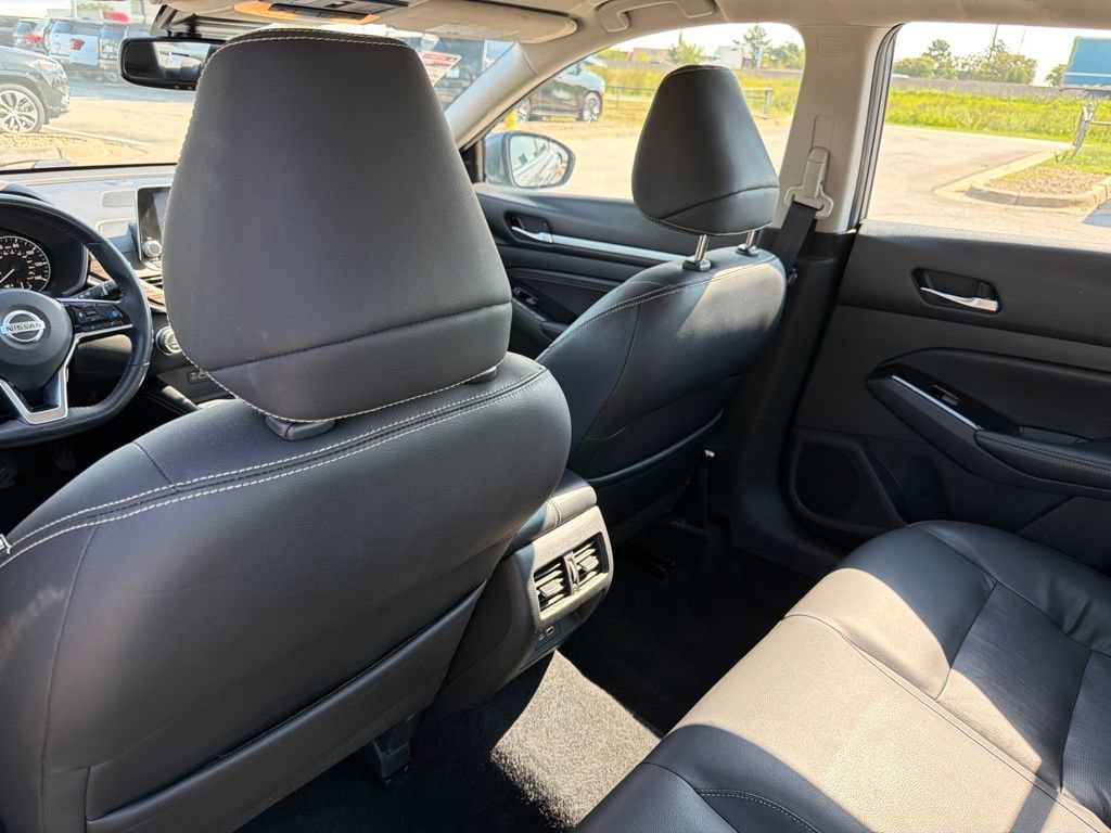 Used 2020 Nissan Altima 2.5 SL FWD image 14