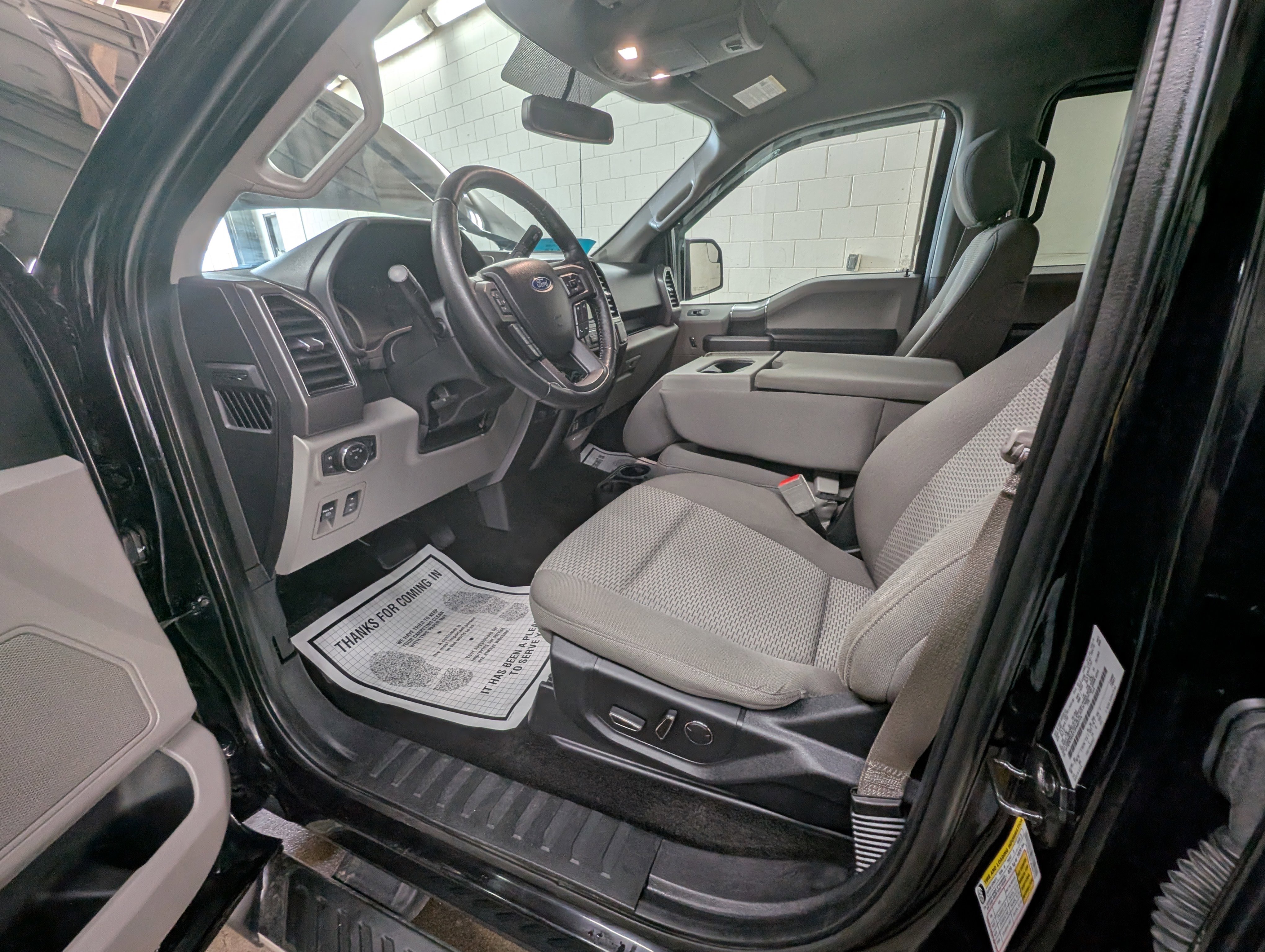 Used 2018 Ford F150 XLT w/ Equipment Group 302A Luxury image 13