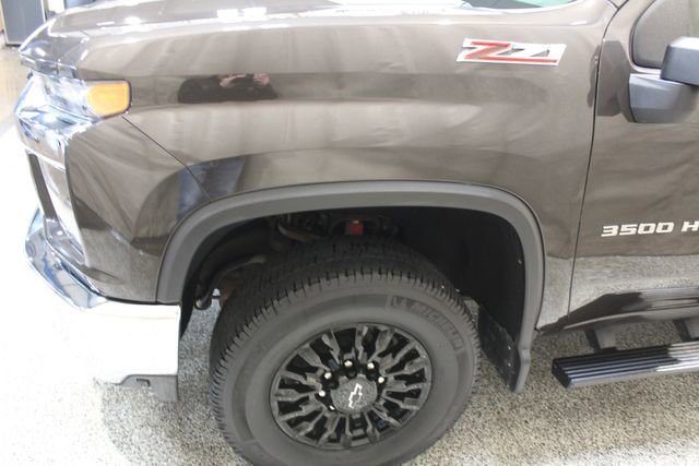 Used 2021 Chevrolet Silverado 3500 LT w/ Convenience Package image 8