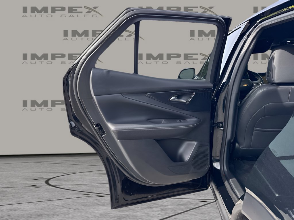 Used 2024 Chevrolet Blazer EV LT AWD/4WD image 27