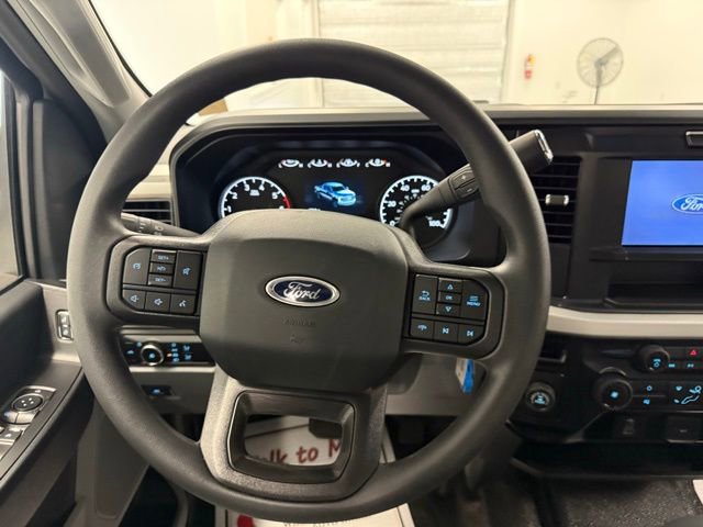 New 2026 Ford F250 XL w/ XL Chrome Package image 17