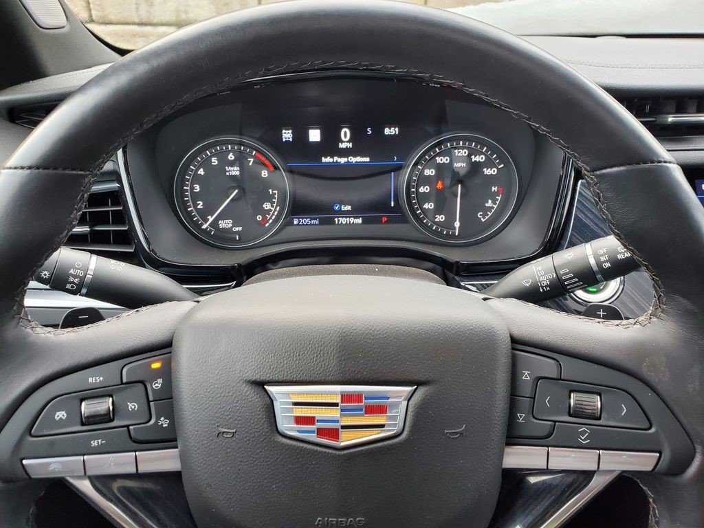 Certified 2024 Cadillac XT6 Premium Luxury w/ Technology Package image 21