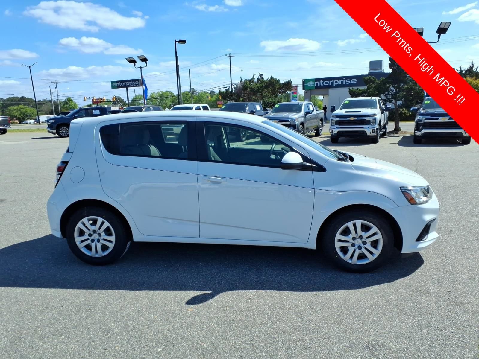 Used 2020 Chevrolet Sonic LT image 6