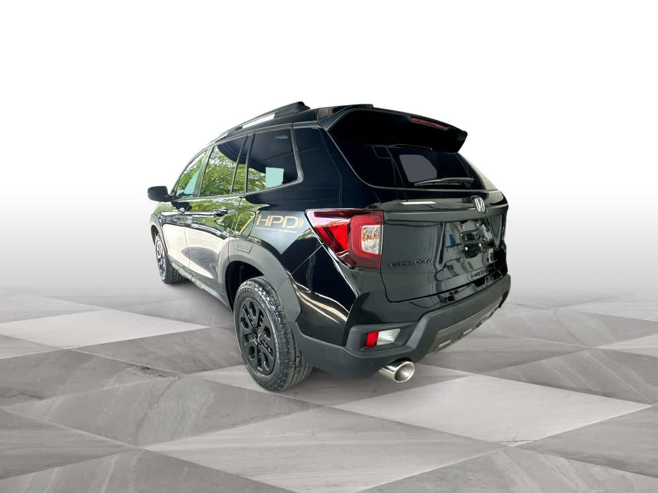 Used 2023 Honda Passport TrailSport image 6