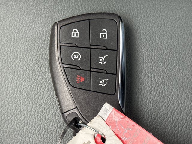 New 2026 GMC Yukon XL AT4 w/ AT4 Premium Plus Package image 29