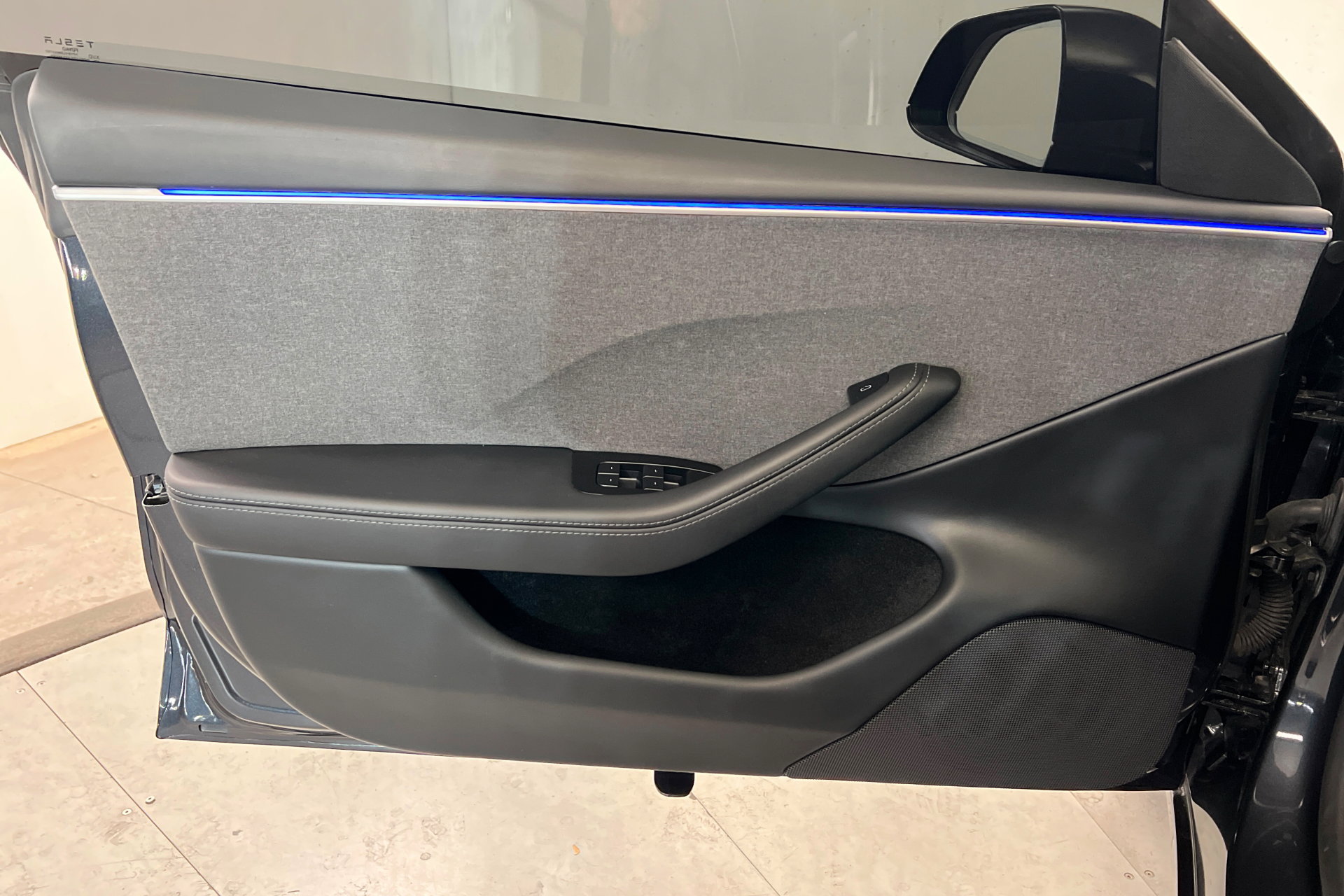 Used 2025 Tesla Model 3 image 15