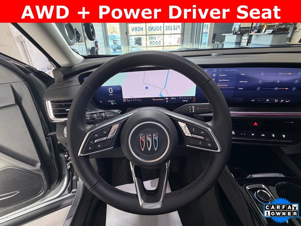 Used 2025 Buick Envision Preferred image 12