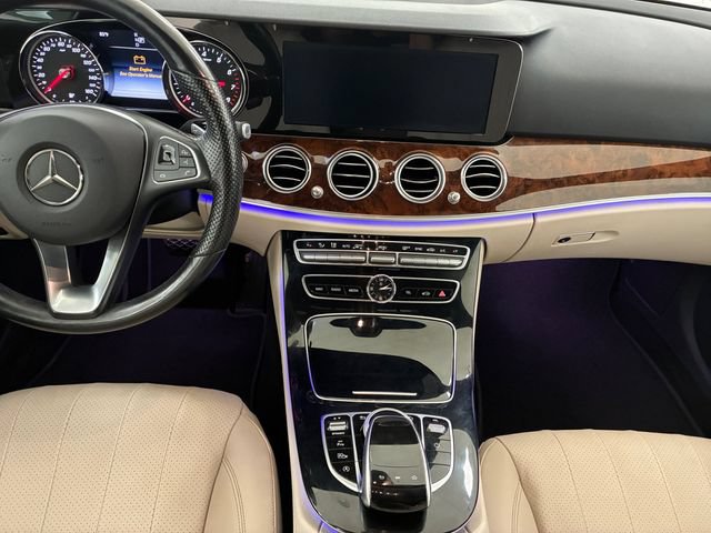 Used 2017 Mercedes-Benz E 300 4MATIC image 21